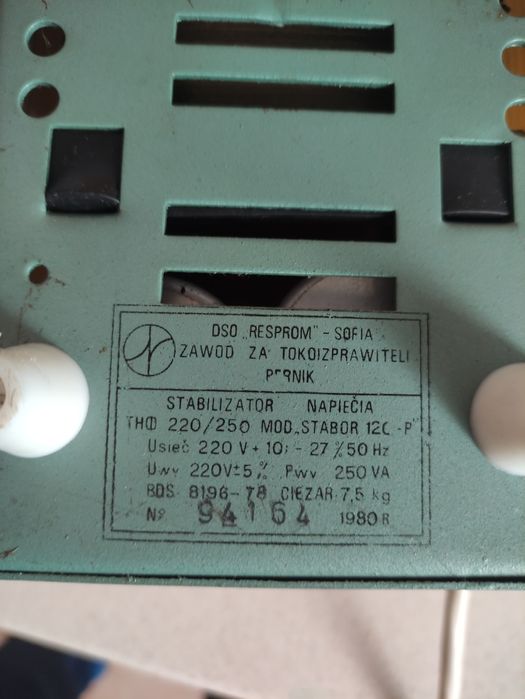 Regulator stabilizator napięcia 220 volt PRL typu UNITRA