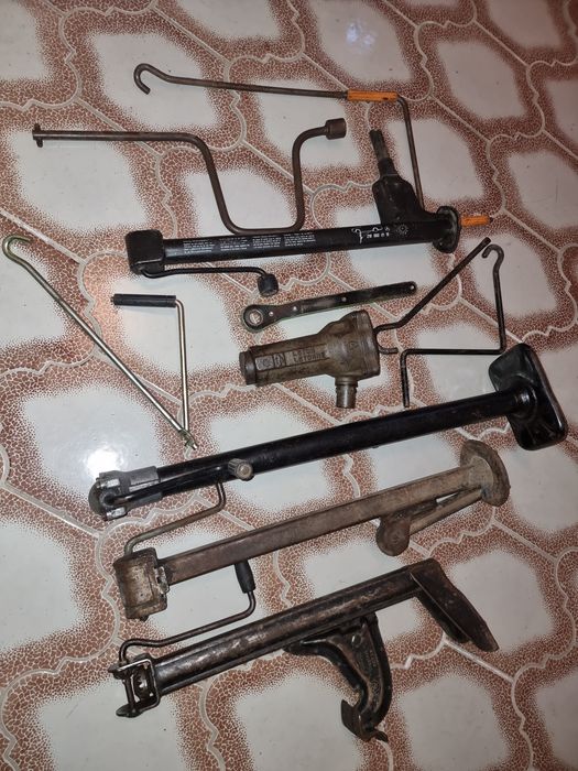 Домкраты  BMW, Mercedes, VAZ, GAZ