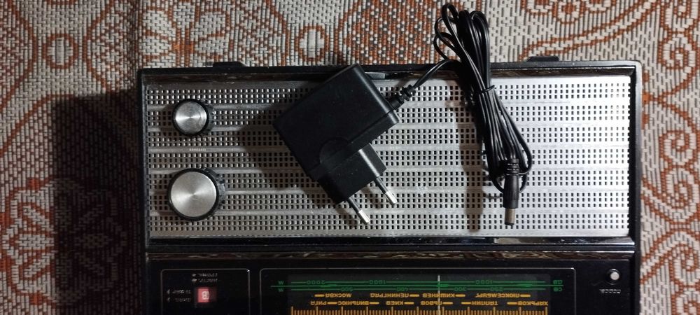 Радіоприймач ВЕФ 201 (VEF 201)