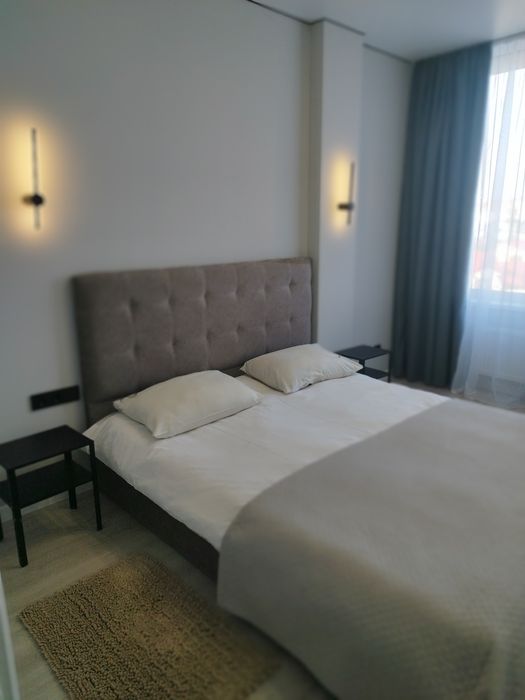 !! Вільно !!ЦЕНТР!!Паркінг!!2 кімнатна євро..Вільно з 26 січня 2026 р