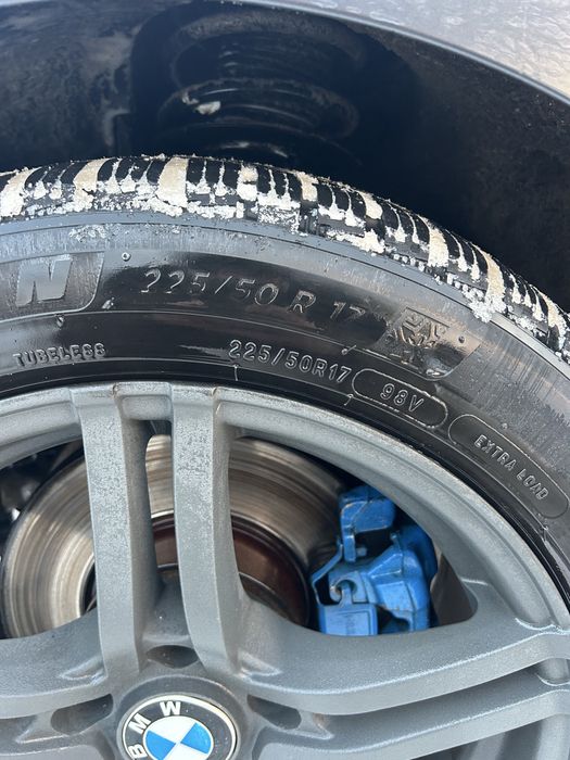 225 50 17 диски з гумою bmw Michelin  alpin 6