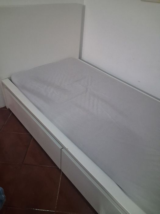Cama solteiro ikea