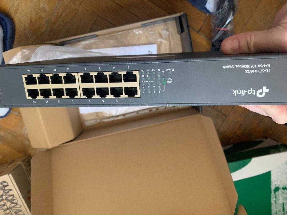Коммутатор TP-LINK TL-SF1016DS свитч 16 портов