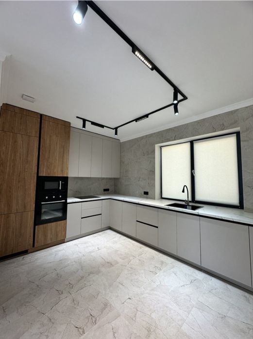 Продаж готового  3 -ох кімнатного котеджу с.Минай біля Ядзакі ближній