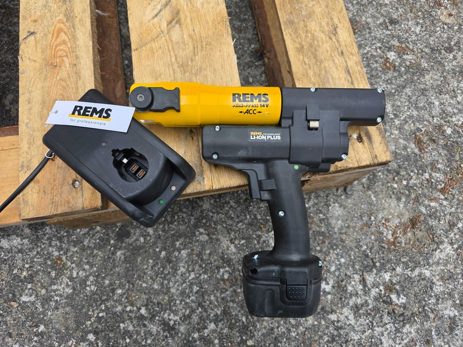 REMS MINIPRESS ACC zaciskarka 578001 rok 2024 + aku + ładowarka zestaw jak nowy