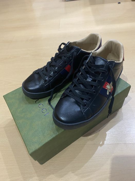 Gucci Ace Bee Sneakers - Couro Preto (Com Caixa Original).
