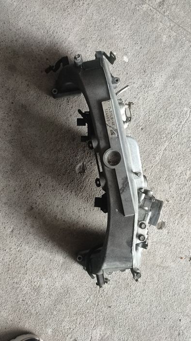 Разобранный мотор Субару Форестер 2.0 диз.