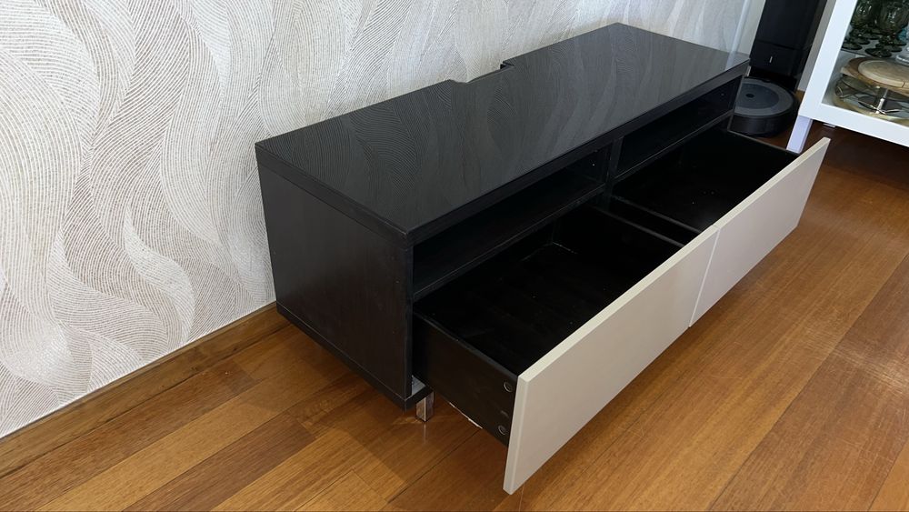Movel de tv com gavetas