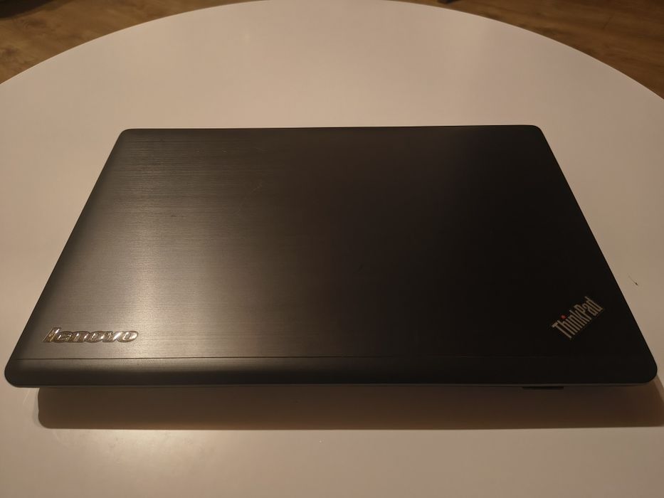 Lenovo ThinkPad E530 / i3-2350M / GeForce 610M / 120 SSD / 4 GB RAM