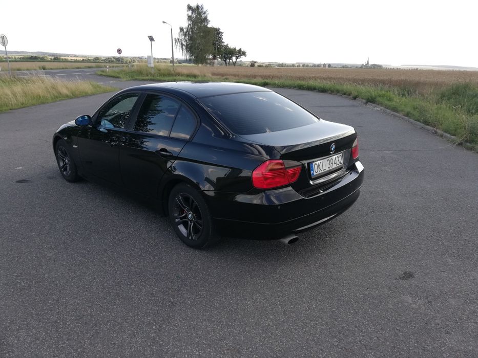 BMW Seria 3 E90 320 Benzyna 170 KM