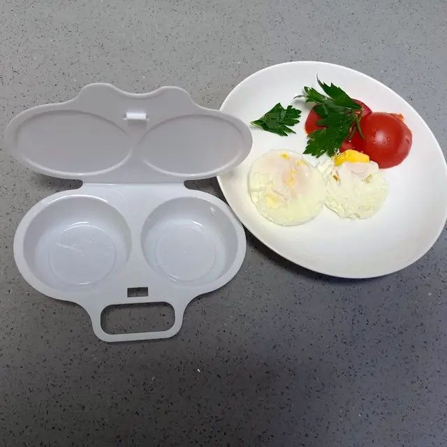 Одна з головних переваг цього контейнера - його простота використання.