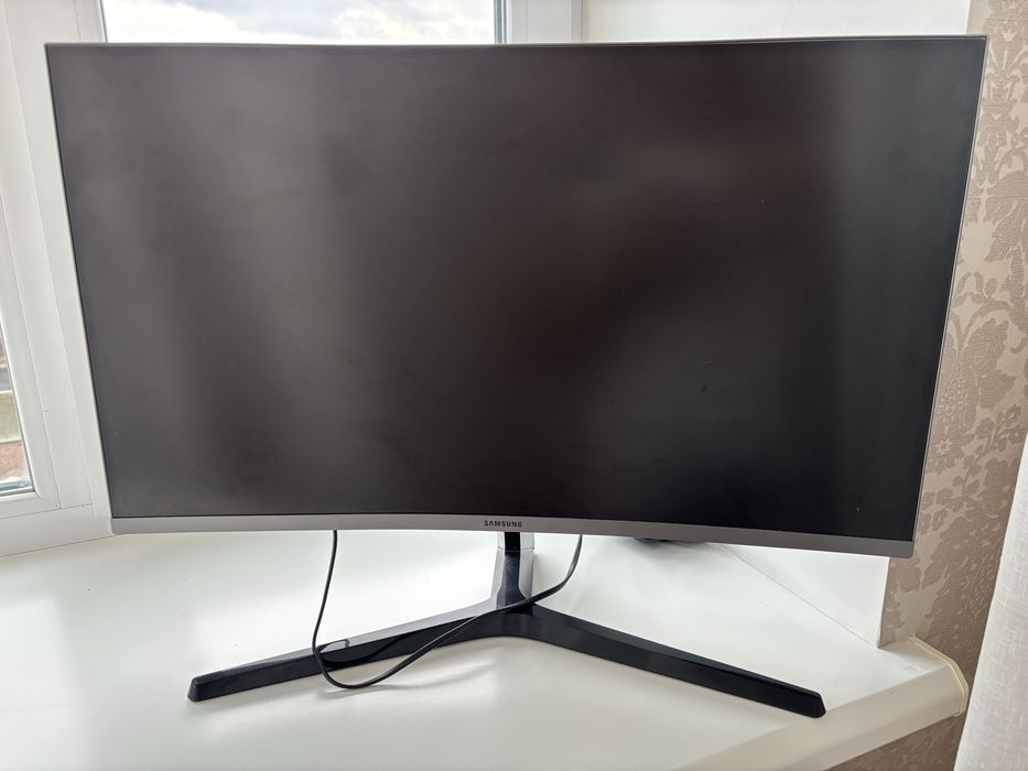 Монітор Samsung 27” LED-монітор