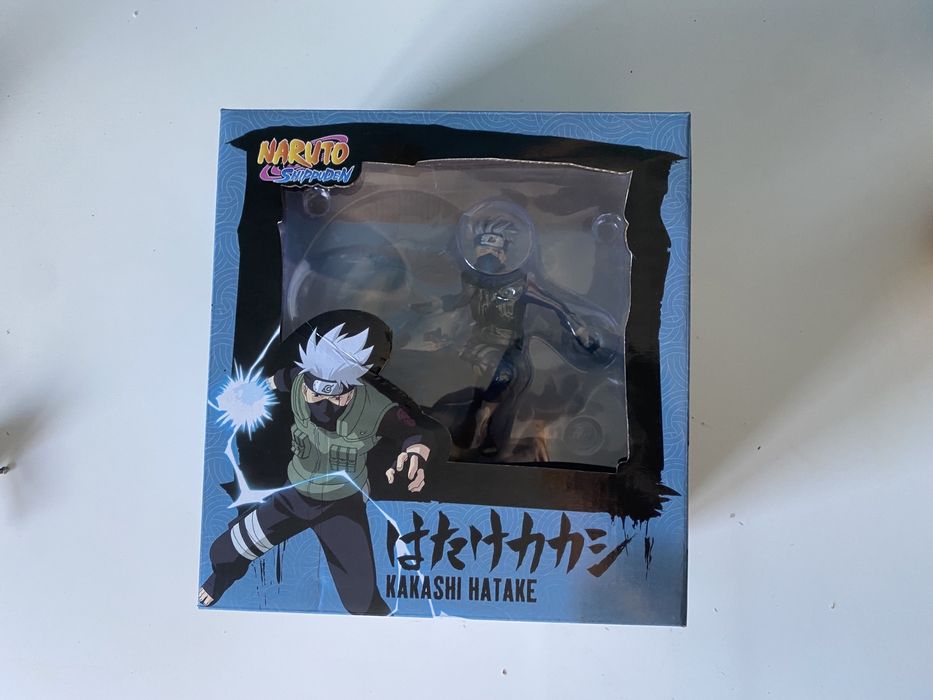 Escultura detalhada Kakashi de coleção