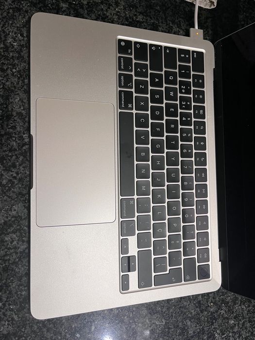 Mac book air  apple M3