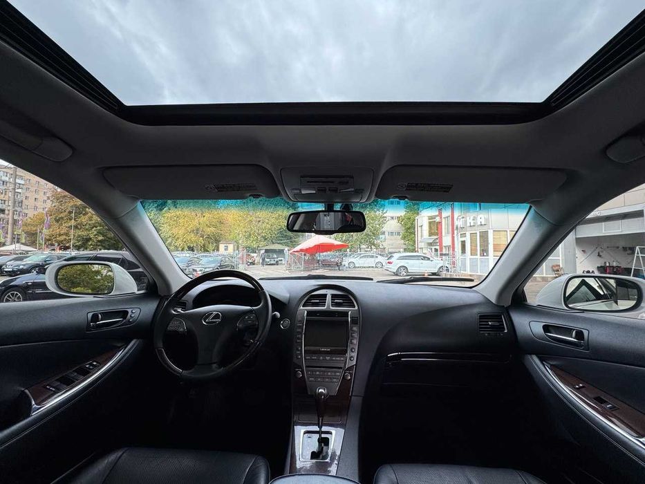 Lexus ES Luxury 2012