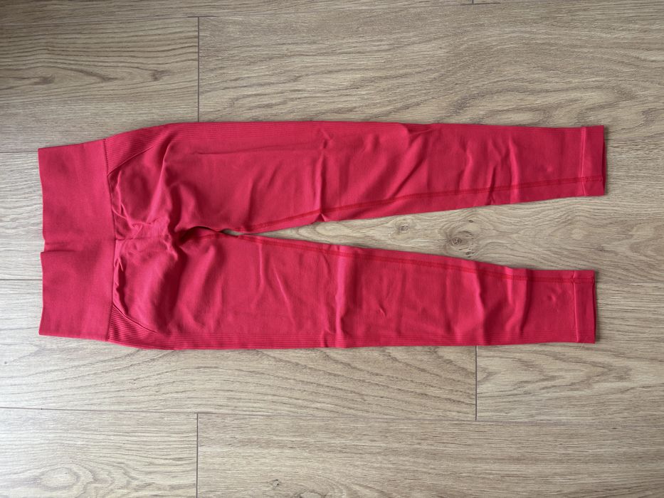 Leginsy czerwone ala push up