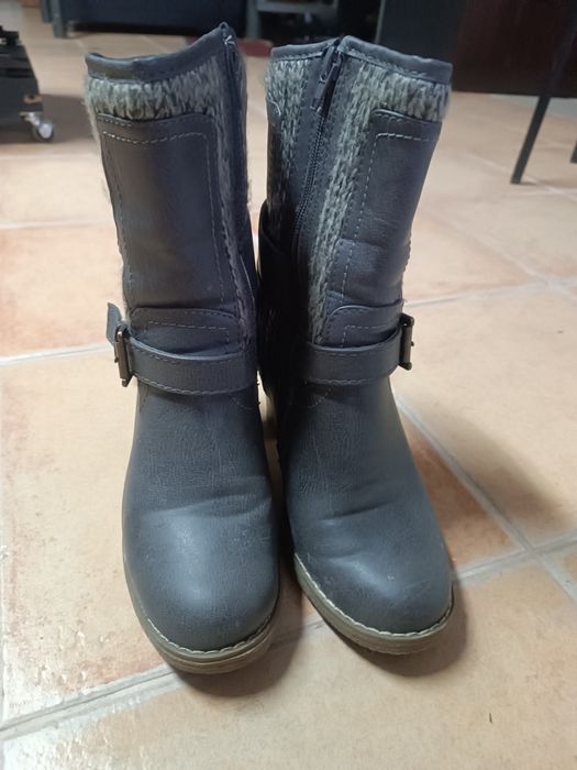 Bota cano alto, senhora