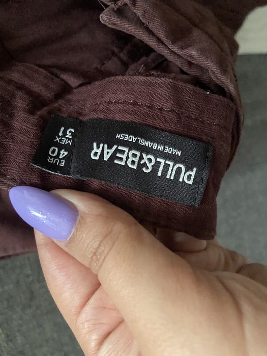 Calças masculinas em bom estado