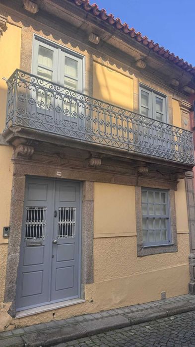 Andar de moradia na Rua do Padre Luís Cabral