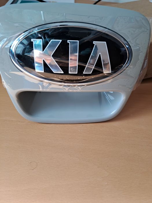Kia Rio tampa bagageira