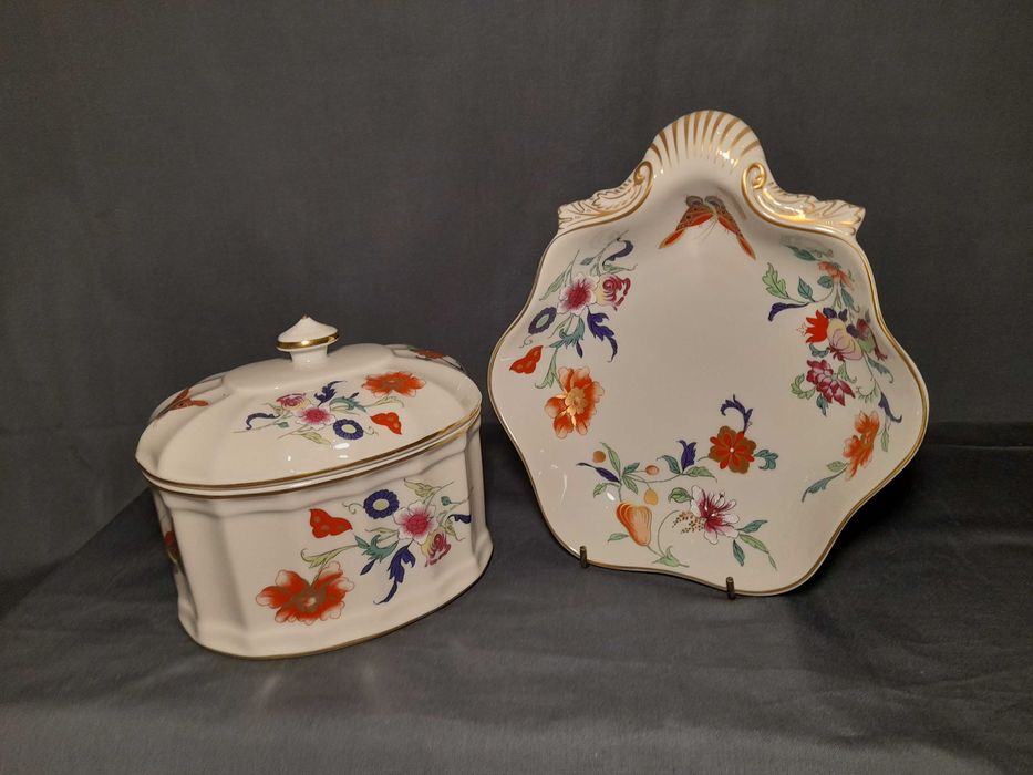 Vista Alegre Samatra-- pote cremeira, caixa Diogo, concha