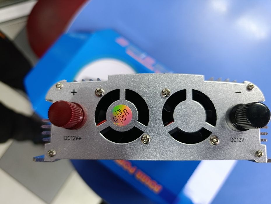 Инвертор 12-220 , чистий синус, для работы котла и др, в наличии