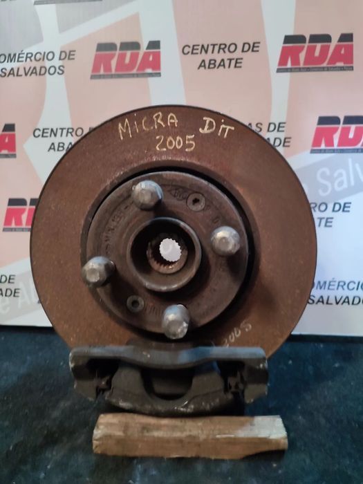 NISSANMICRA2005MANGADEEIXODIREITA