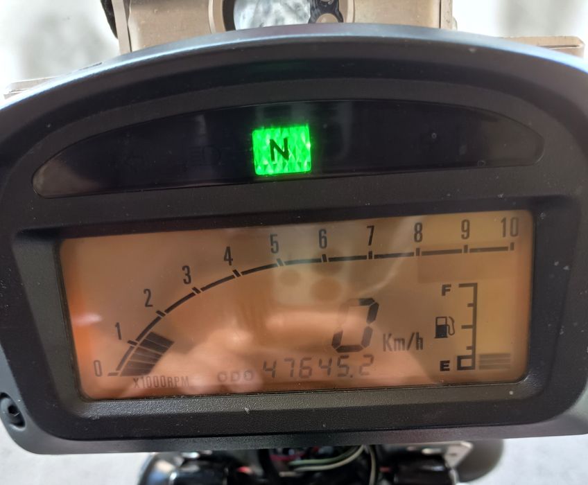 Suzuki 650 freewind