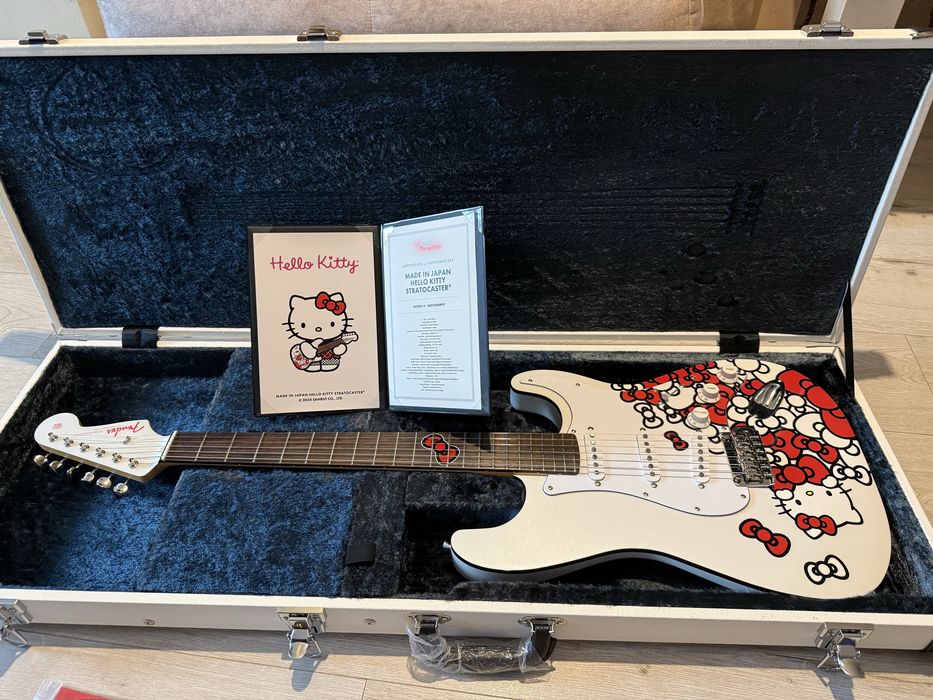 Fender Hello Kitty Stratocaster wersja Japońska unikat jedyna w EU