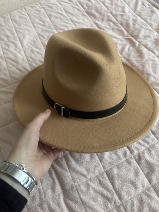 Класичний фетровий капелюх