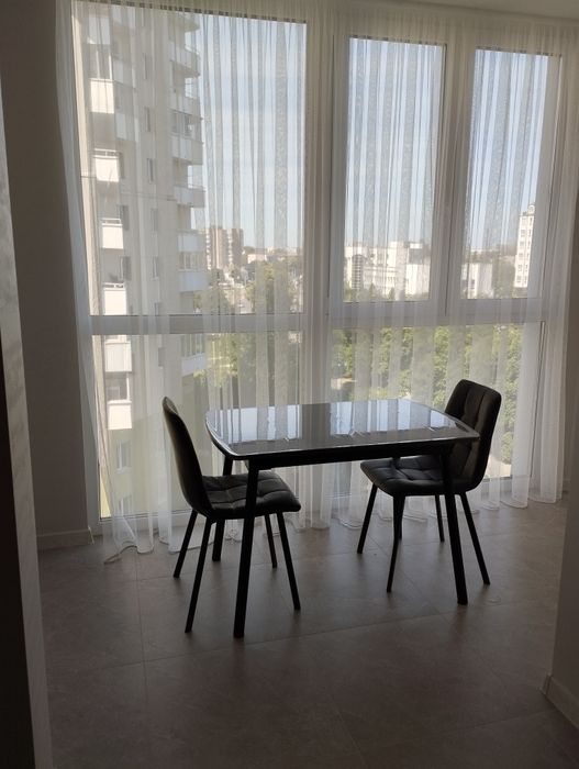 Погодинно  Центр ПортCity р-н Київського майдану