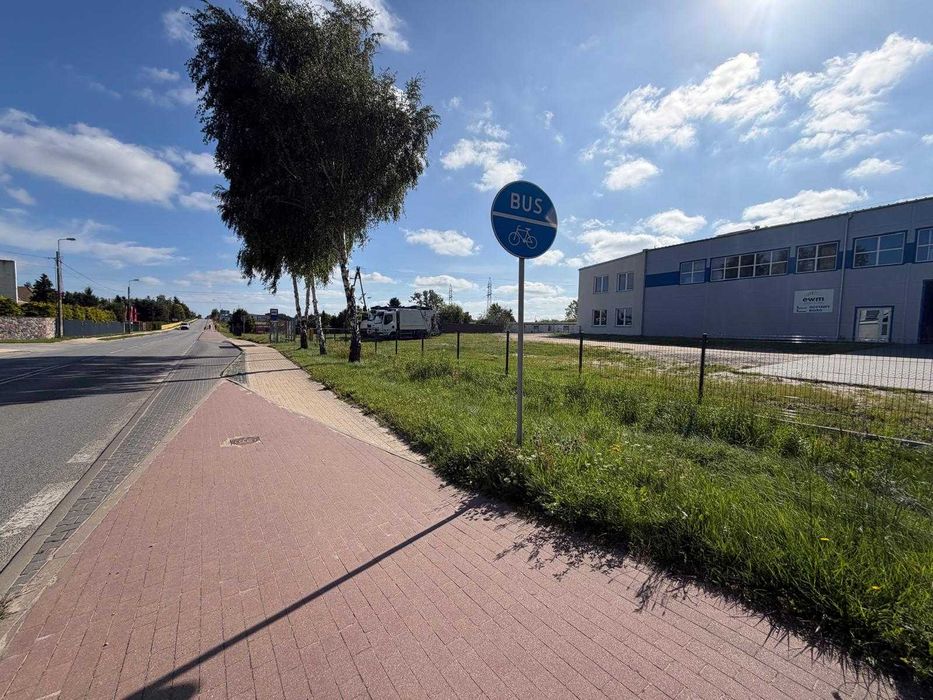 Atrakcyjny plac 1100 m² pod autohandel – Chwaszczyno