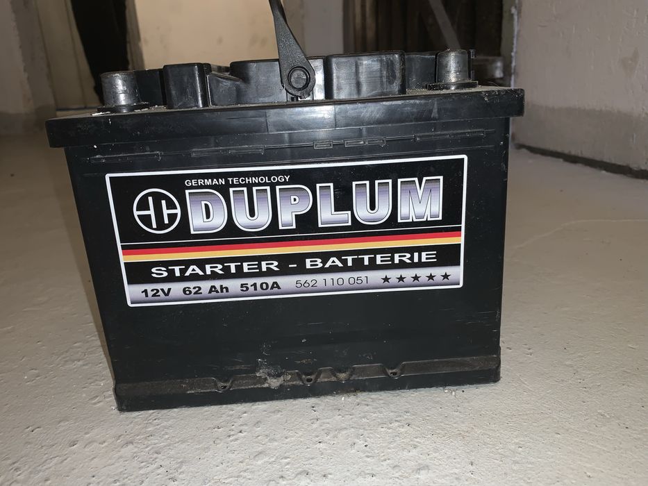 Akumulator 12V 62Ah – używany 1 miesiąc – stan idealny