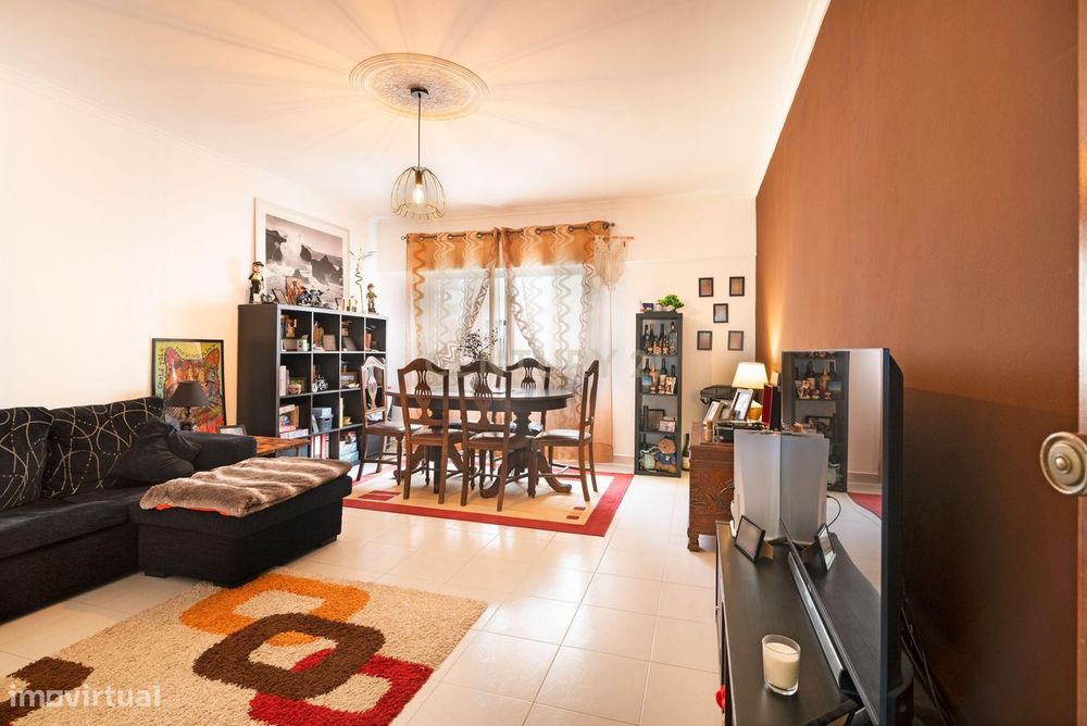 Entre a cidade e a tranquilidade: um apartamento com vista, luz e espa