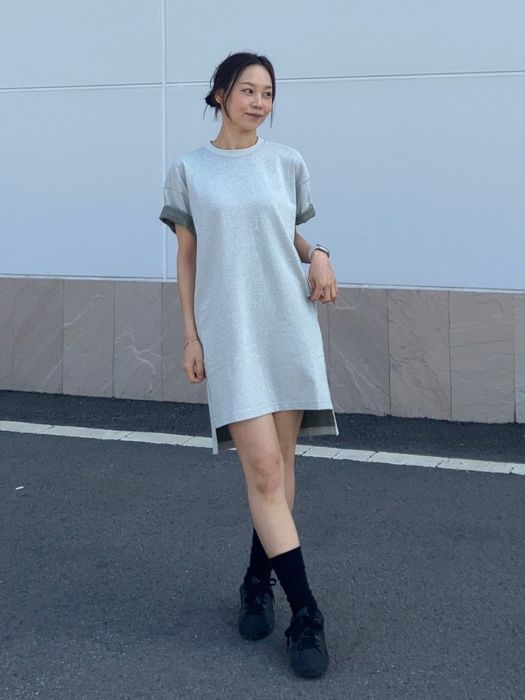 Сукня-футболка UNIQLO та JW Anderson 484003