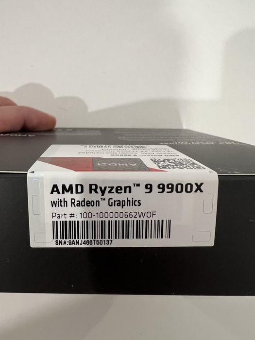 AMD Ryzen 9 9900X BOX