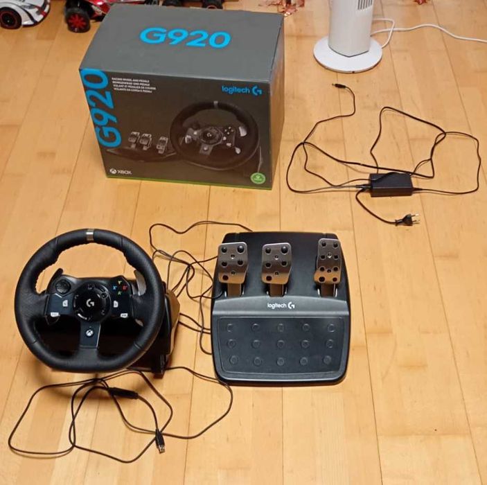 kierownice logitech g920