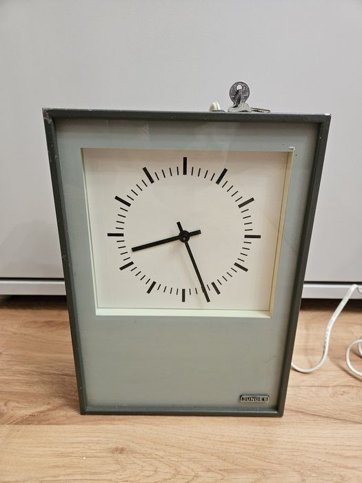 Zegar matka Jundes SU 75-G kolejowy