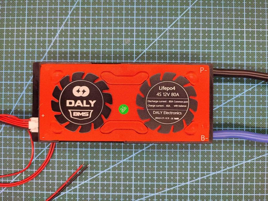 BMS контроллер Daly 4S 12 вольт LiFePO4 80A