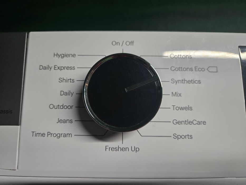 Suszarka Grundig kondensacyjna 9 kg A 3+. LCD.Gwar.Po przeglądzie