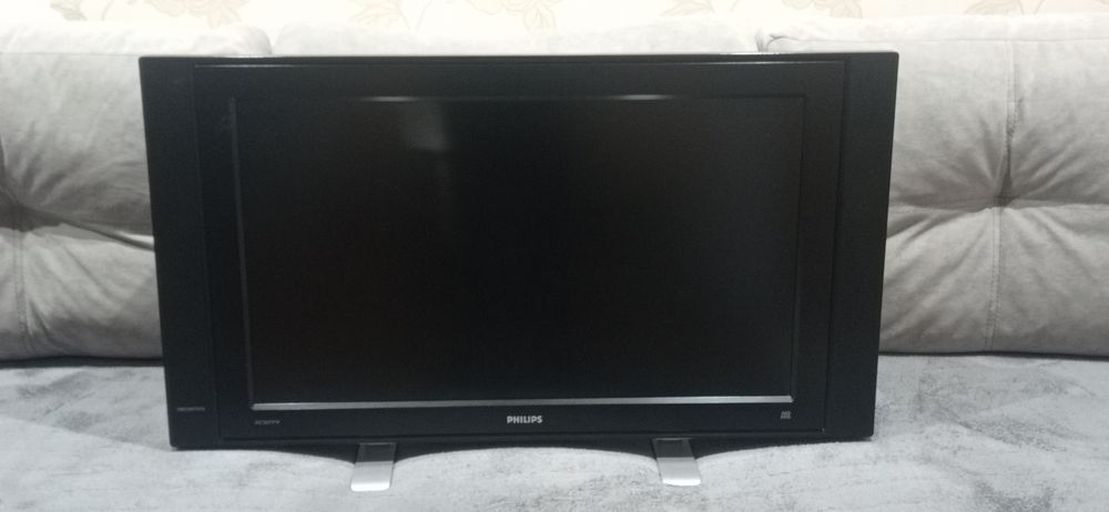 Телевизор PHILIPS FlatTV 32PF3321/12