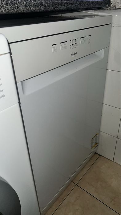 Máquina Lavar Loiça Whirlpool WFE 2B19