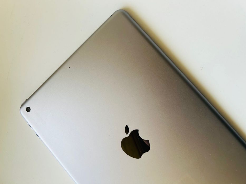 Apple iPad 6 128GB IDEALNY STAN Bat 96% A1893