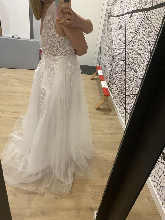 Biała suknia ślubna bez pleców boho koronka 38/40 w stylu sielskim