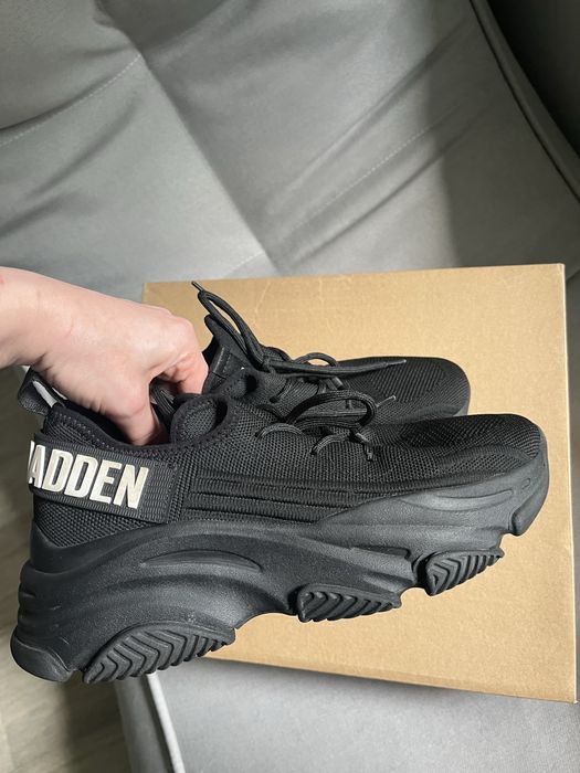 Кросівки Steve Madden Protégé-E Б/В гарний стан 38р