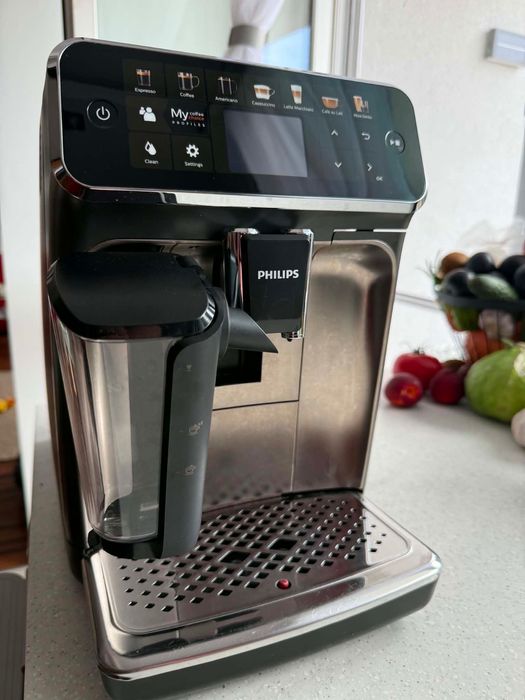 Ekspres do kawy Philips LatteGo