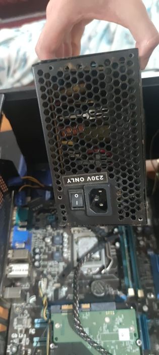 NOX APEX de 600W Usada