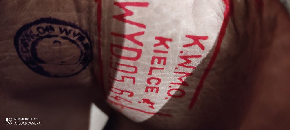 Buty oficerki milicyjne.