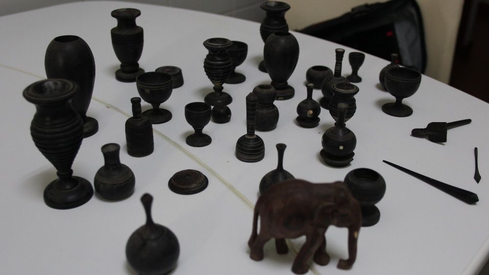 Peças de Pau Preto - Artesanato