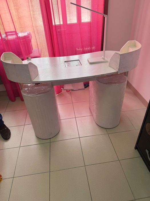 mesa estetica de unhas